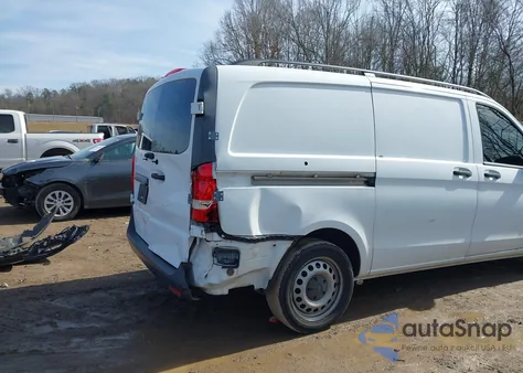2018 Mercedes-Benz Metris z USA, uszkodzony, nr VIN WD3PG2EA1J3446031